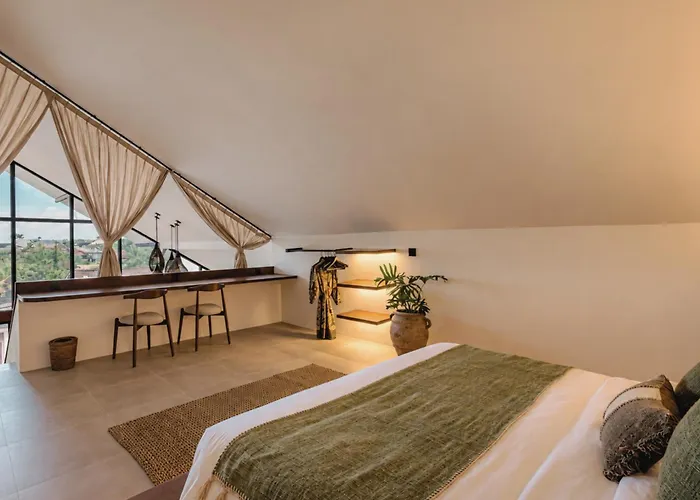Ostello Arya Wellness - Female Only